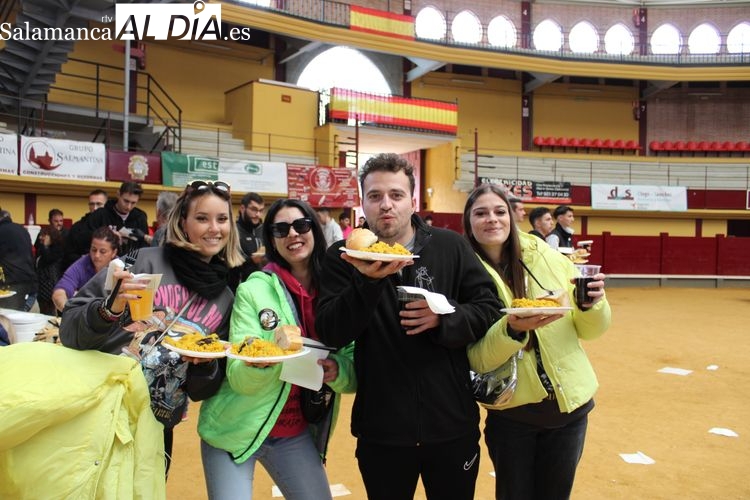 Gran paella para las peñas albenses 