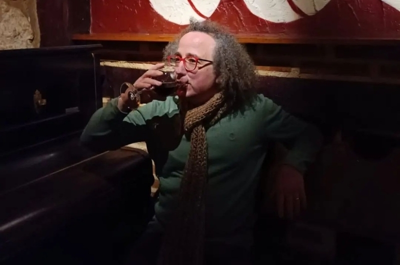 Trabalenguas para mudos y las reglas del Ratoncito Pérez, en Santos Ochoa