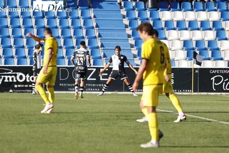 Slavy e Iván Martínez devuelven a Unionistas a la senda de la victoria ante un Real Unión de playoff (1-0)