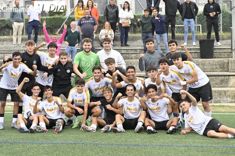 El Salamanca UDS golea al Colegio Diocesanos y sigue con su escalada (4-1)