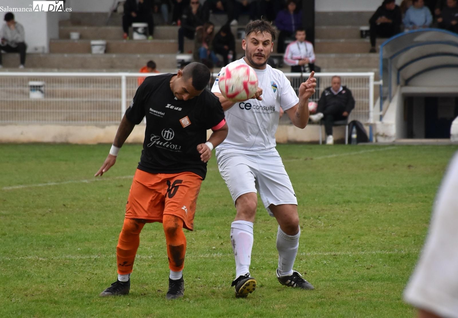 El Aficionado del Alba de Tormes cae en un duelo igualado en Ciudad Rodrigo (3-1)