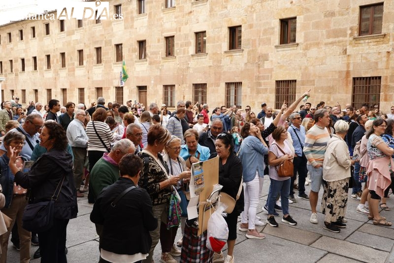 Buen ambiente en Salamanca con los turistas que siguen aprovechando el puente