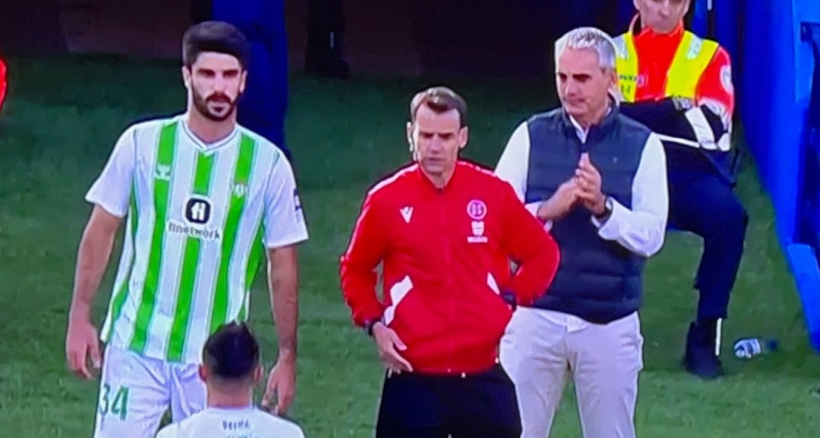 El salmantino Visus debuta en Primera División con el Betis