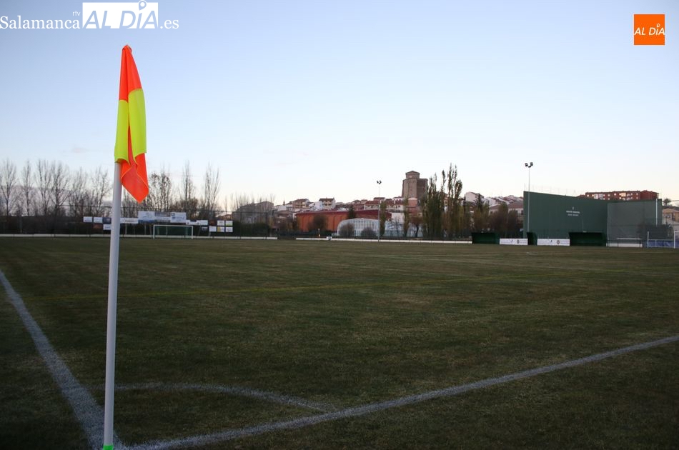 Las lluvias obligan a suspender el partido del Aficionado del Alba de Tormes CF
