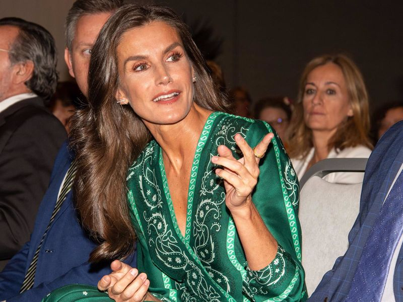 La Reina Letizia se lanza a rapear para concienciar sobre la salud mental