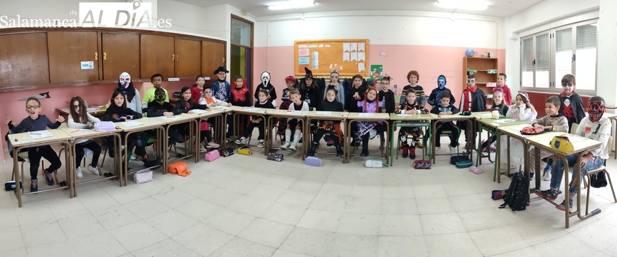 El CEIP Manuel Moreno Blanco se viste de Halloween en Vitigudino