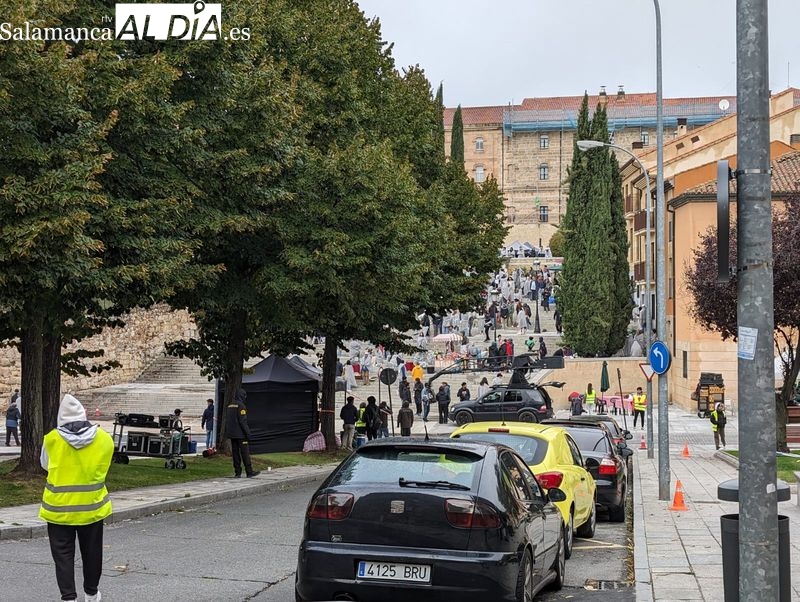 Alrededor de 200 personas están trabajando, sin contar figurantes, en el rodaje de película de Bollywood