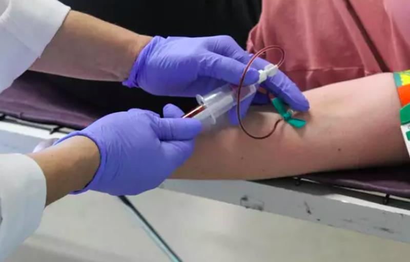 En busca de donantes de médula. El ‘autobús del match’ llega a Salamanca para salvar vidas 