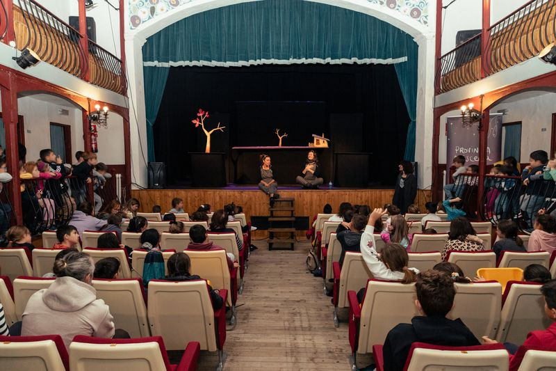 Más de 30 escolares de la Sierra de Francia disfrutan de ‘Provincia a escena’