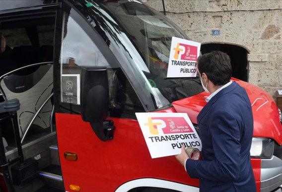 Transporte rural a la demanda, la iniciativa de la Junta para facilitar los viajes en tren y autobús