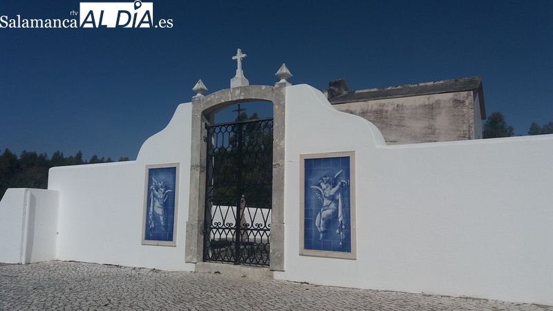 Cementerio inglés de Serra do Bouro: una historia portuguesa de navíos y tempestades