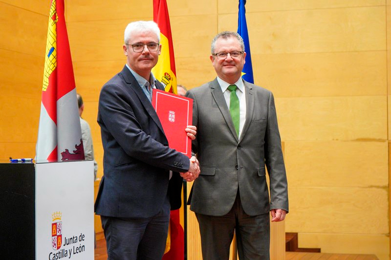 Adecocir firma el convenio para gestionar 2,2 millones de euros destinados a ayudas