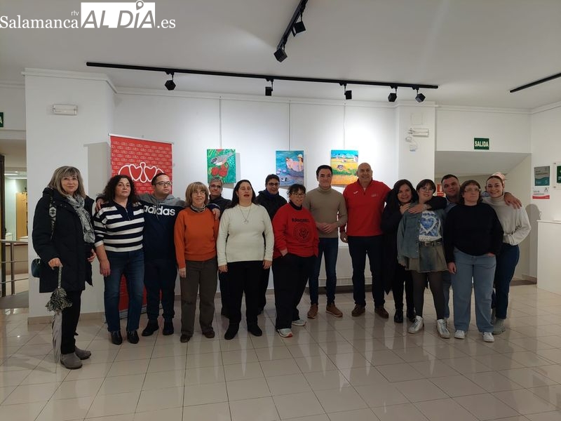 Jóvenes artistas de AVIVA exponen sus trabajos en el Espacio Joven de Salamanca