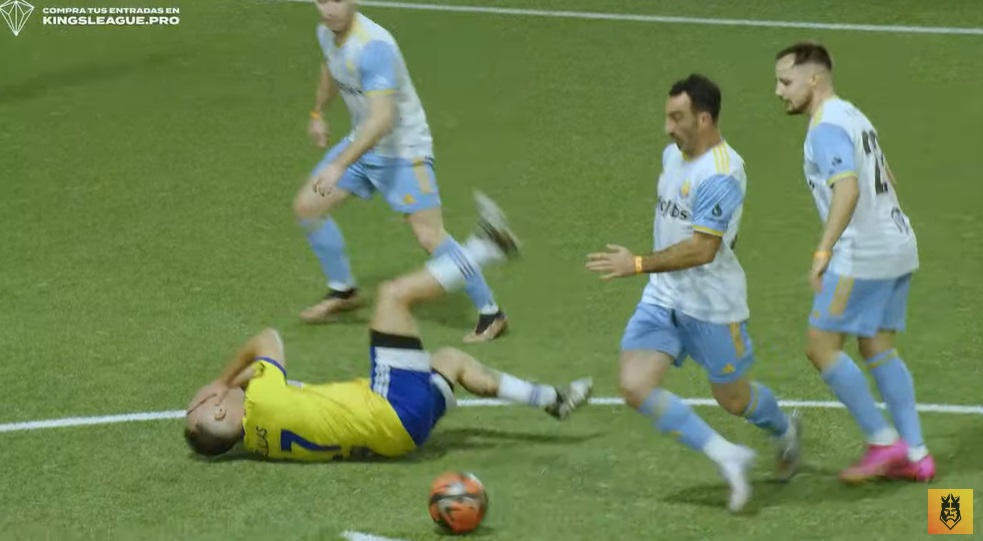 Alberto García marca un gol (que valió doble) en su participación en la Kingdom Cup