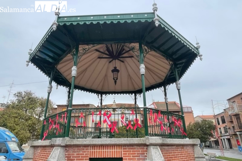 ‘40 años, 40 lazos’ la iniciativa de Cruz Roja con la que Peñaranda se suma al Día Mundial del VIH’