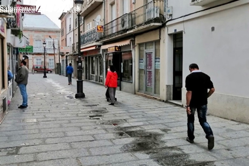 El comercio peñarandino hace viral un potente mensaje: la Navidad o el Black Friday nos ayuda a la supervivencia del sector