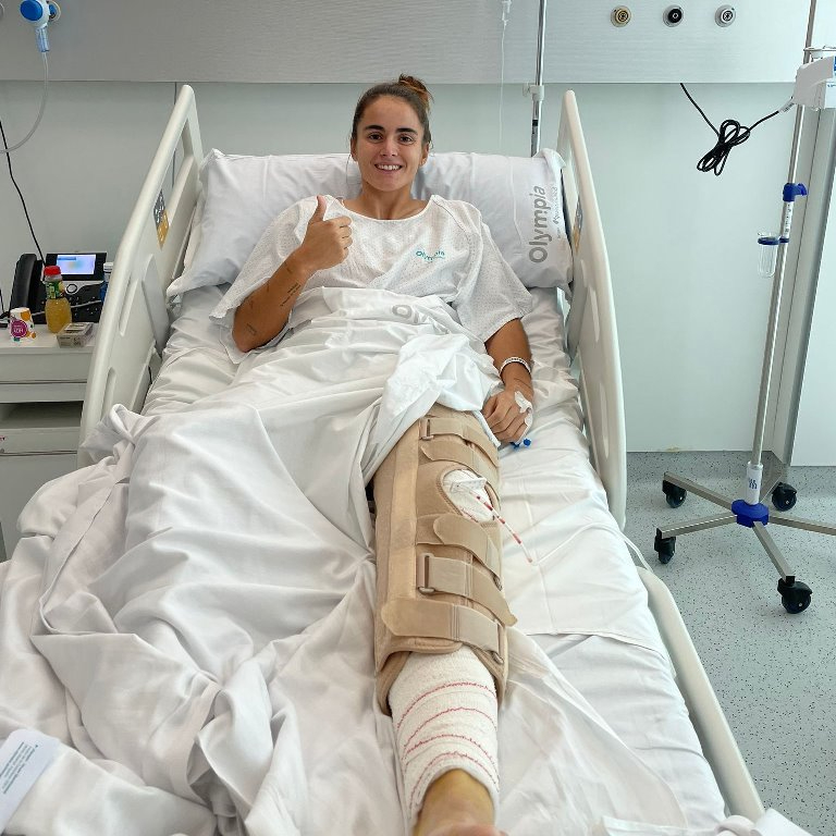 Carmen Álvarez, operada con éxito de la rotura del cruzado