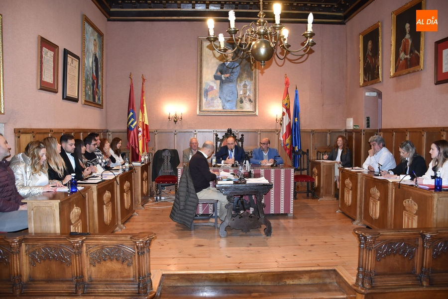 La oposición apoya la ampliación de Las Viñas I expresando su lamento por los lustros perdidos