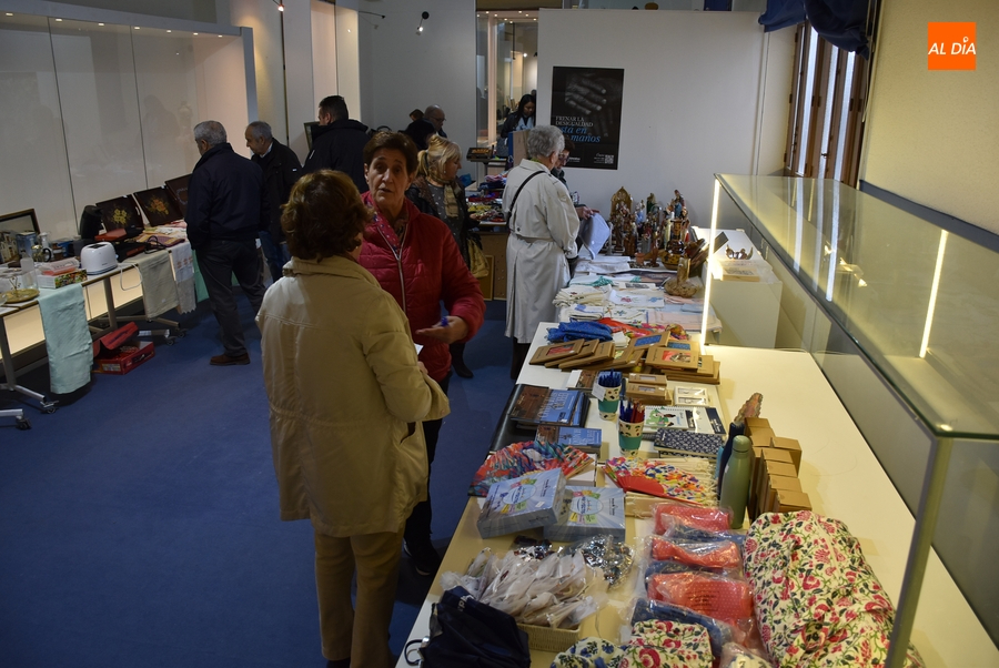 Abierto en su nueva ubicación el rastrillo solidario de Manos Unidas