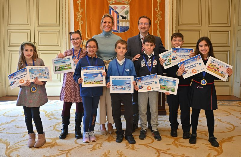 Premios del Concurso Digital Infantil de Aqualia para siete escolares salmantinos