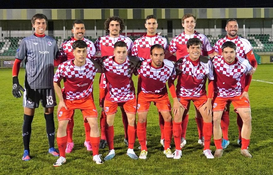 Alberto Martín juega de titular el partido de preparación de la Selección UEFA