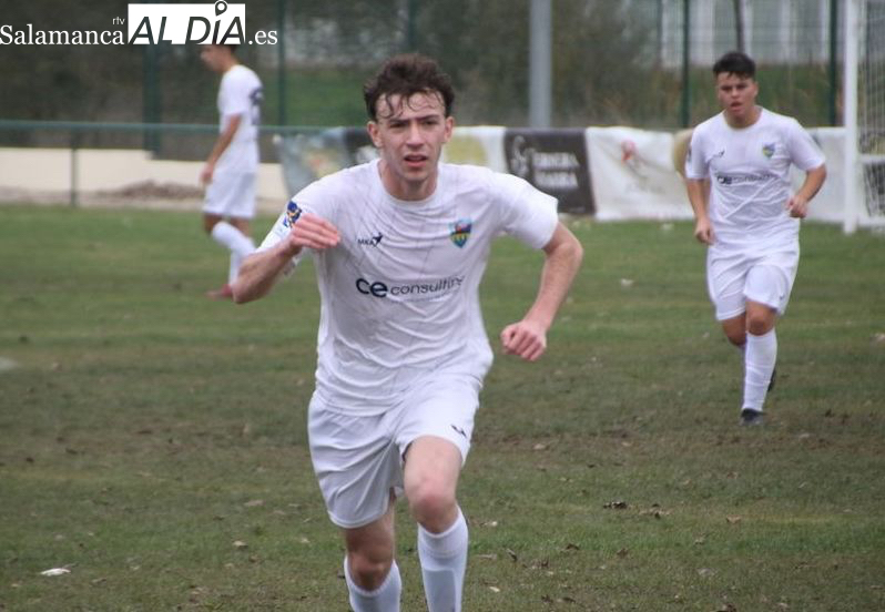 El Aficionado del Alba de Tormes se hace con un valioso punto en Pizarrales (0-0)
