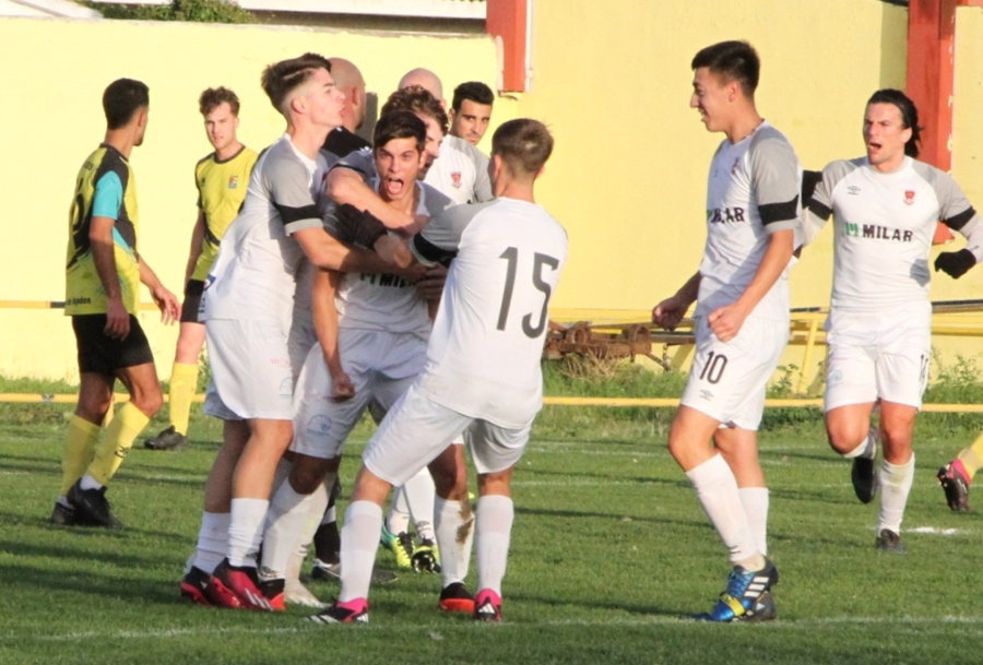 El Ciudad Rodrigo asalta la cancha del 3º para firmar su mejor inicio en Regional de Aficionados