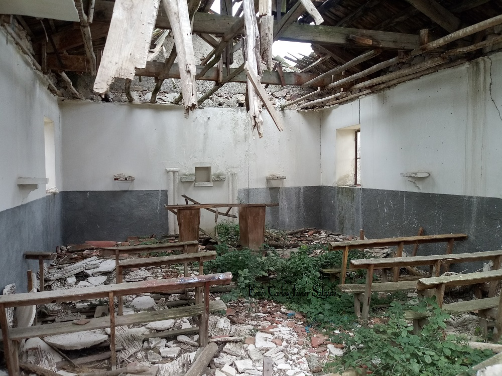 Porqueriza, el templo que se quedó vacío de almas