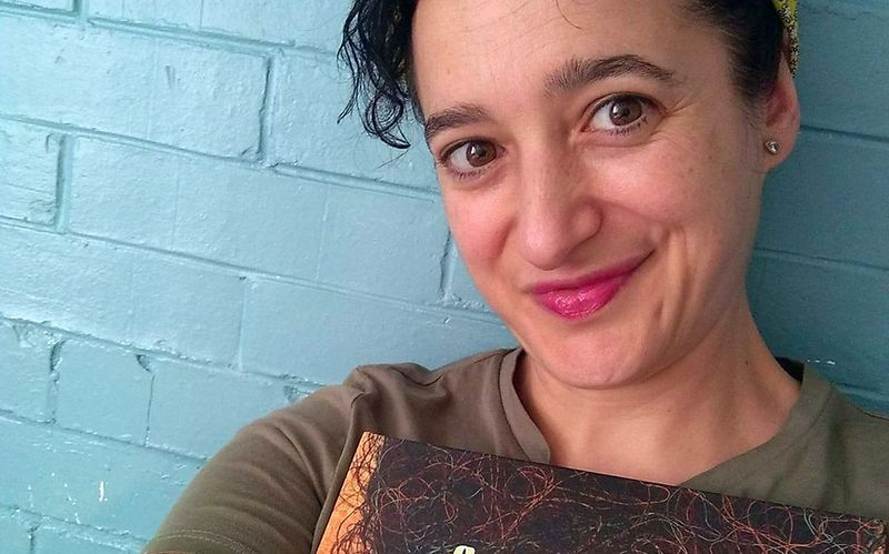 Nadia nunca dice nada, cuentacuentos con Luisa Aguilar en la librería Santos Ochoa