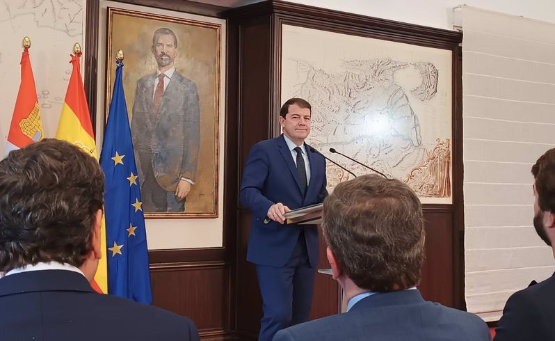 Castilla y León firme y tajante impugnará las cesiones de Sánchez a ERC cuando se materialicen