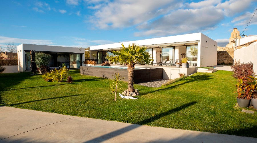 Pizpireta Villa Rural se lleva el premio de Afecir a la Innovación y al Emprendimiento