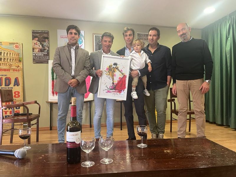 Más de cien socios se reúnen en el encuentro de la Peña Taurina Alejandro Marcos