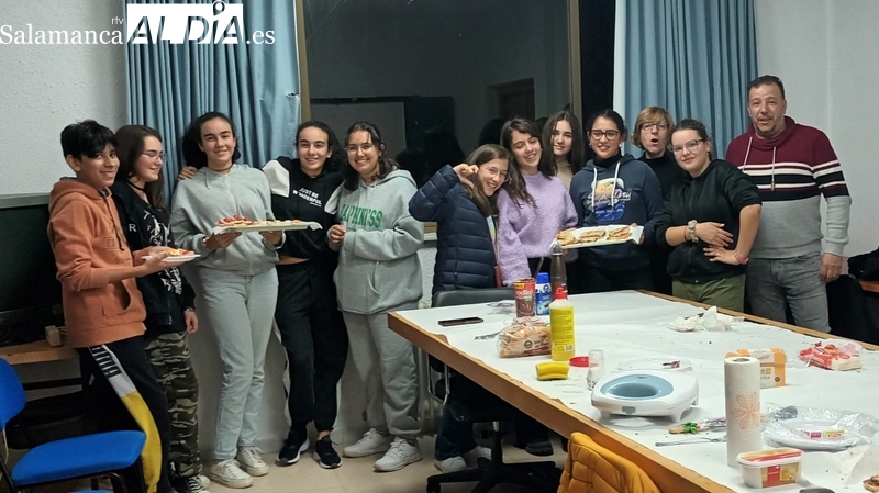 Divertido Taller de Gastronomía en Vitigudino con una docena de participantes