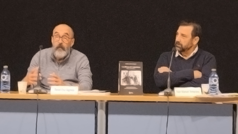 Daniel Cruz Sagredo presenta Las brujas de Zarapayas en la Feria del Libro Antiguo