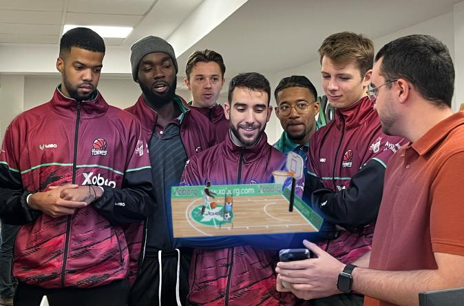 El Xoborg La Antigua transforma la experiencia de sus aficionados con un juego de realidad aumentada