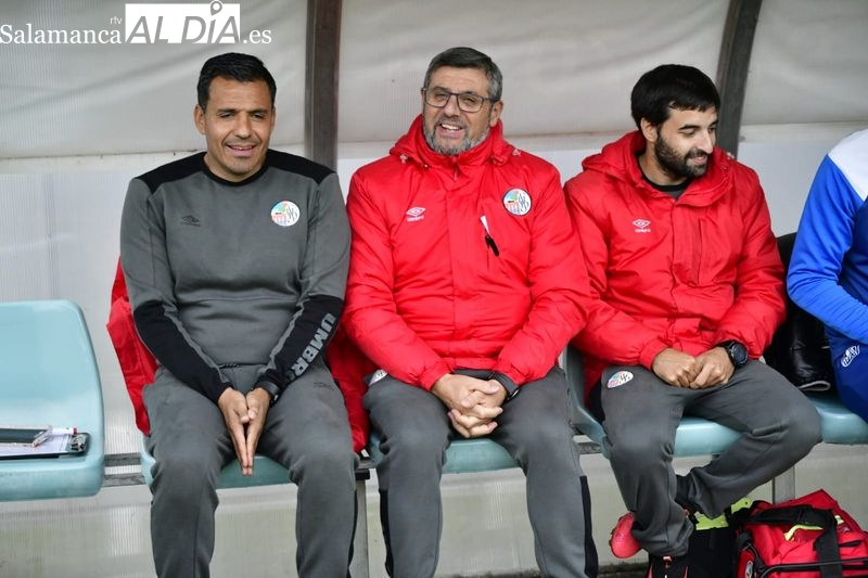 Otros dos partidos de sanción para Dueñas en el Salamanca UDS por protestar a los árbitros; solo uno para Mati y Souley