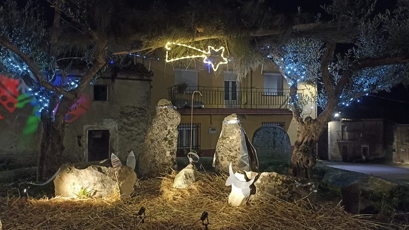 Original belén realizado por los vecinos de Cabeza del Caballo