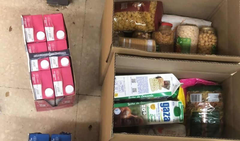 E. Leclerc Salamanca recauda 1.600 kg de comida para los Bancos de Alimentos 