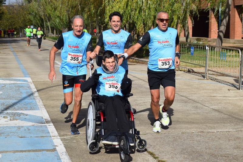 Éxito de la III Carrera Universitaria PRAN que concluyó, con buen ambiente, en el Campus