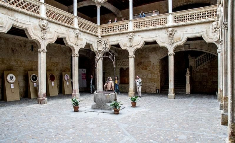 Estas son las próximas propuestas culturales que acogerá la Casa de las Conchas de Salamanca