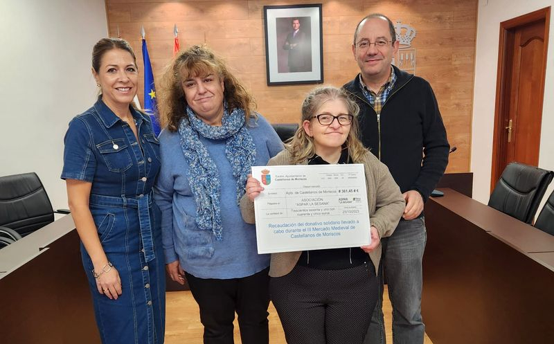El Ayuntamiento de Castellanos de Moriscos entrega más de 360 euros a la asociación Aspar La Besana