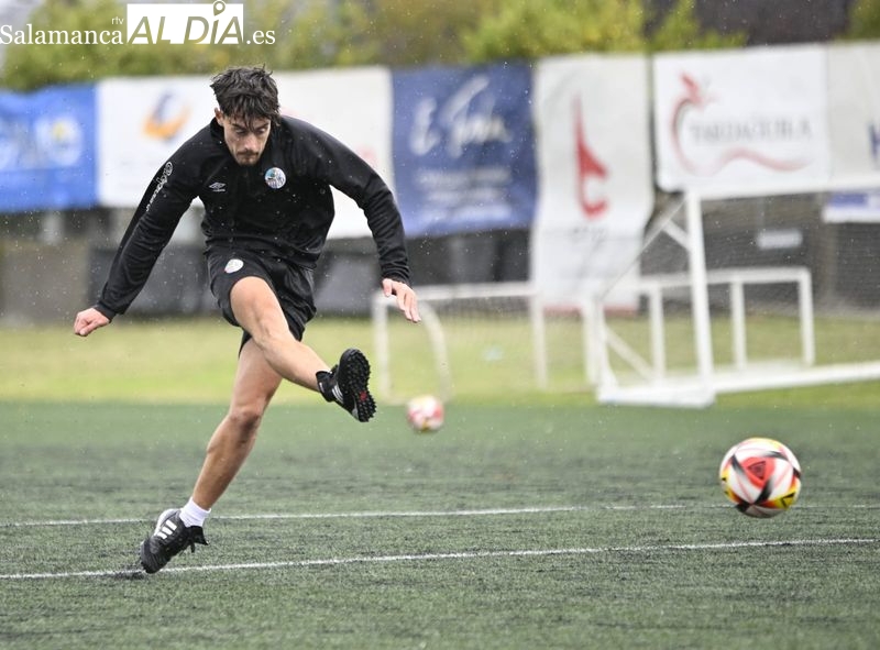 Mati vuelve a los entrenamientos del Salamanca UDS, tras superar su lesión del hombro