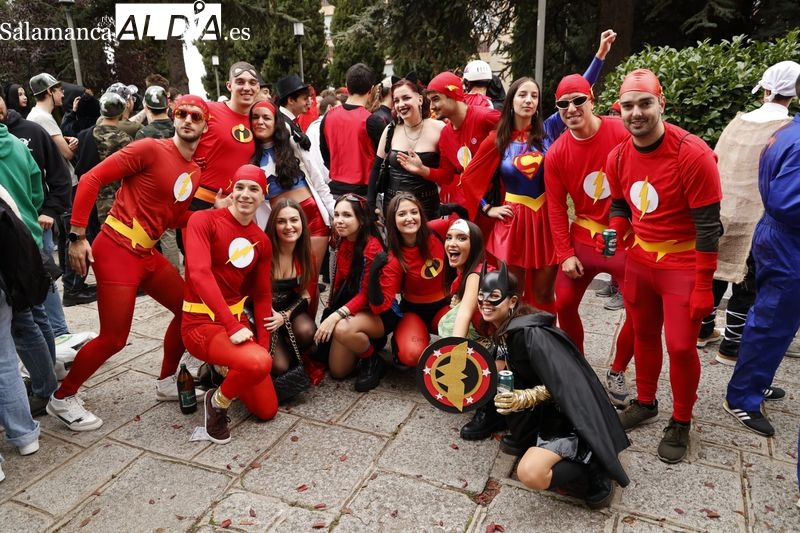 Sonrisas y disfraces para celebrar las fiestas de Ciencias y Químicas