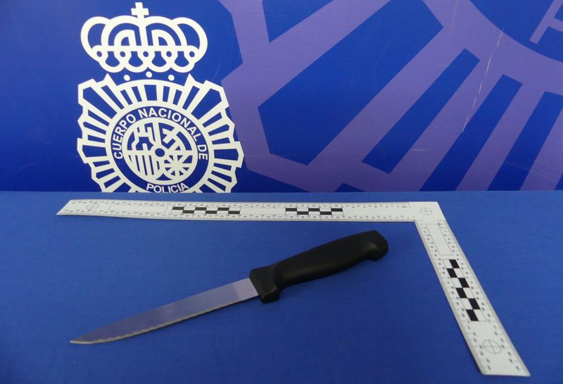 Amenaza a varias personas con un cuchillo de grandes dimensiones en la zona de la Chinchibarra