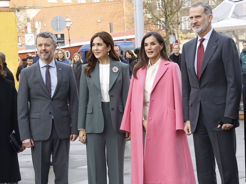 La reina Letizia vuelve a enamorar con el look de su última jornada en Dinamarca