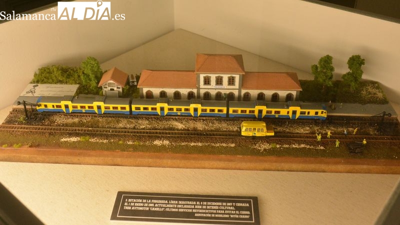 La exposición de la Casa de los Condes de Lumbrales se amplía con dioramas de cuatro estaciones ferroviarias