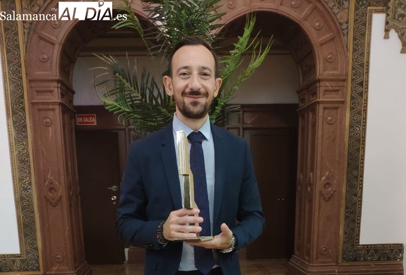El salmantino Luis Barreda recibe el premio al Mejor Dircom Institucional de España
