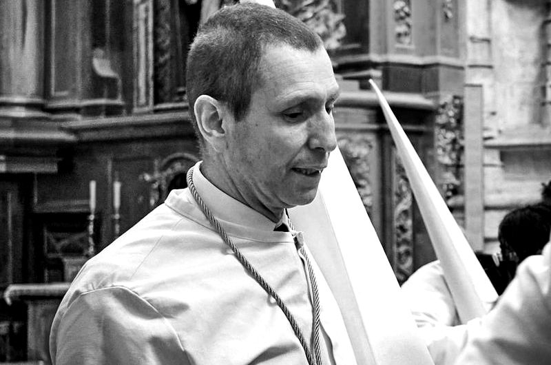 La sociedad salmantina llora la pérdida del Hermano Mayor de la Archicofradía del Rosario