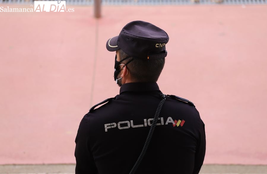 Amenazan a una mujer con un cuchillo de cocina de grandes dimensiones en un parque de Salamanca 