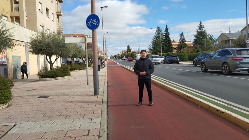 Santa Marta mejora la señalización y la seguridad en dos kilómetros de carril bici